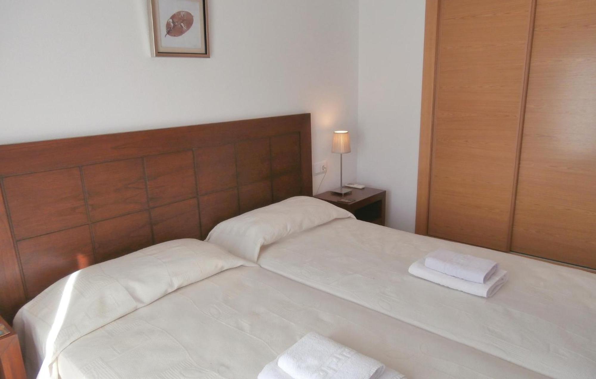 2 Bedroom Beautiful Apartment In Сусина Екстериор снимка
